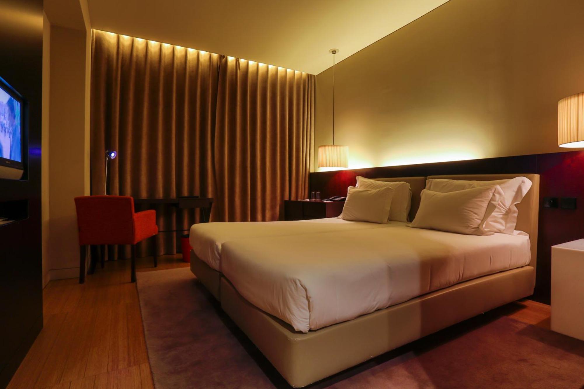 Golden Tulip 4*